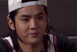 吴亦凡事件娱乐圈吃瓜,吴亦凡事件引发全民吃瓜热潮